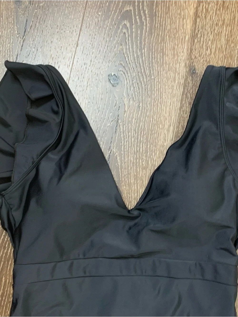 Summersalt Womens black the Ruffle backflip one piece swimsuit 10